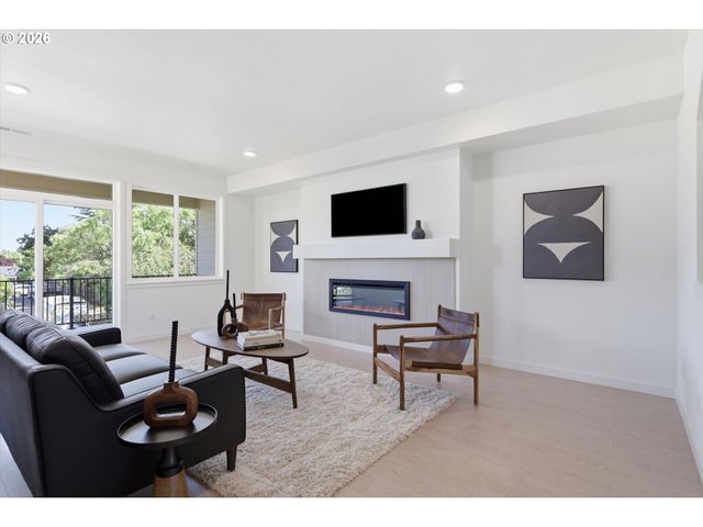 4136 Sw 174th Ave, Aloha, OR 97078