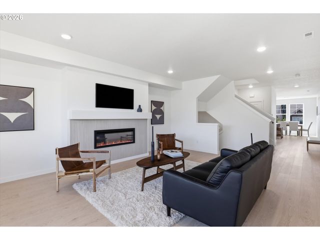 4136 Sw 174th Ave, Aloha, OR 97078