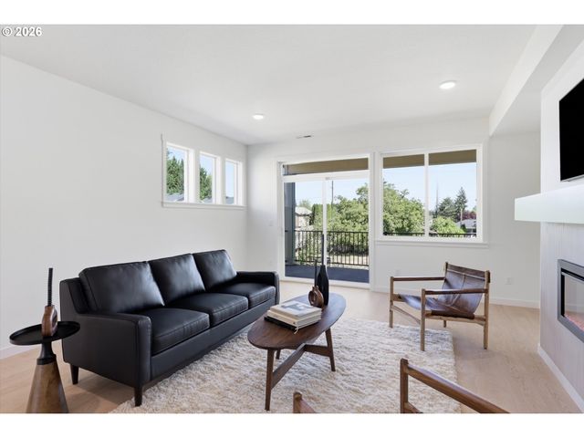 4136 Sw 174th Ave, Aloha, OR 97078