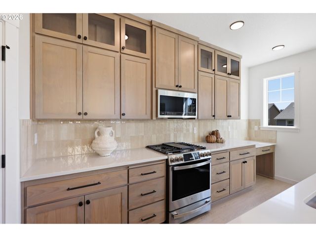 4136 Sw 174th Ave, Aloha, OR 97078