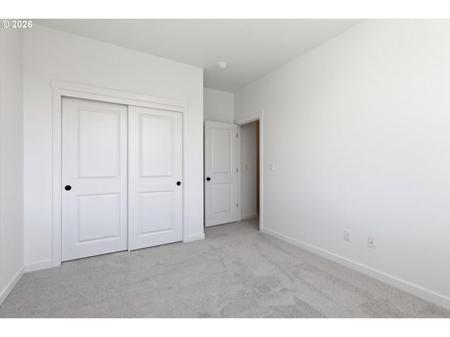 4136 Sw 174th Ave, Aloha, OR 97078