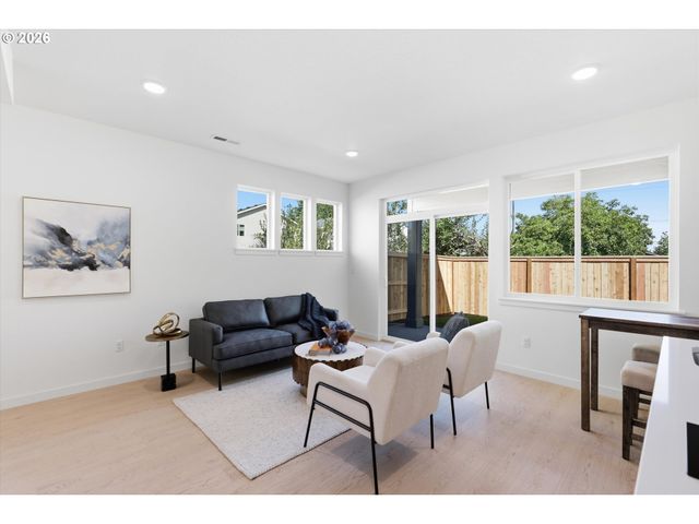 4136 Sw 174th Ave, Aloha, OR 97078