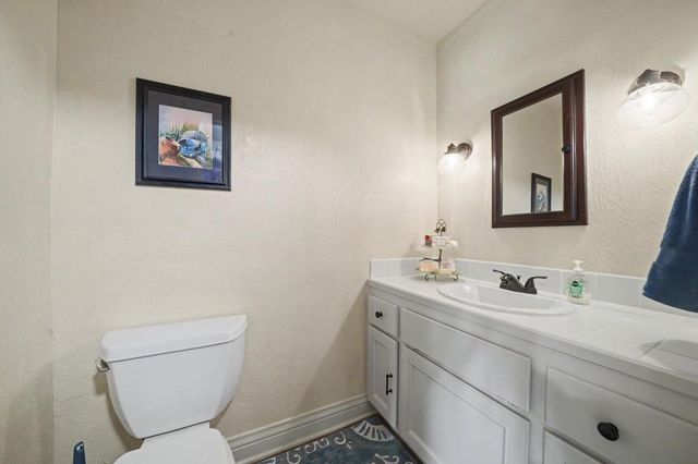 519 Clinton Rd, Jackson, CA 95642