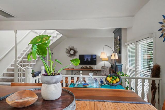 519 Clinton Rd, Jackson, CA 95642