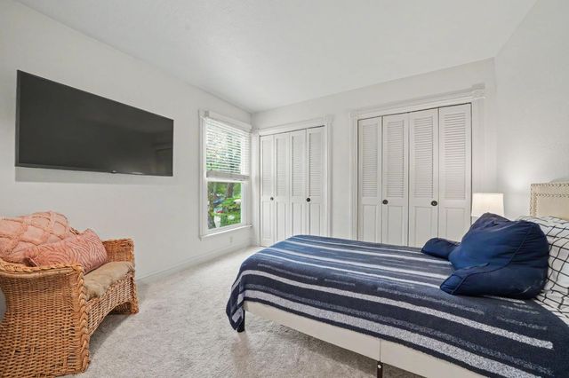 519 Clinton Rd, Jackson, CA 95642