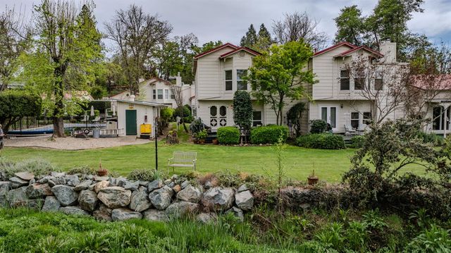 519 Clinton Rd, Jackson, CA 95642