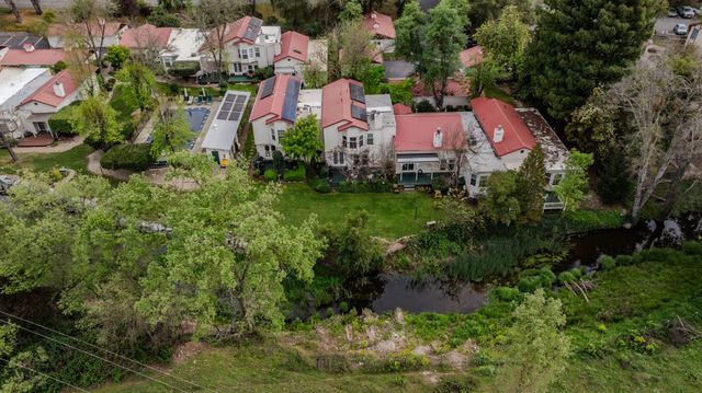 519 Clinton Rd, Jackson, CA 95642