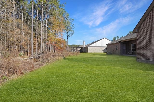 1378 Road 66113, Dayton, TX 77535