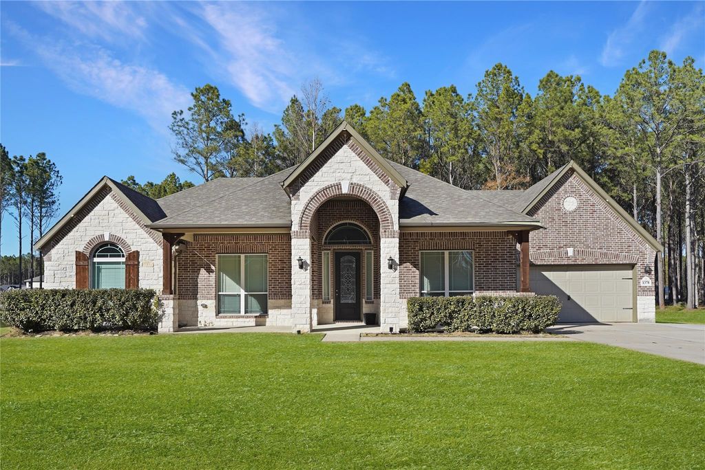 1378 Road 66113, Dayton, TX 77535