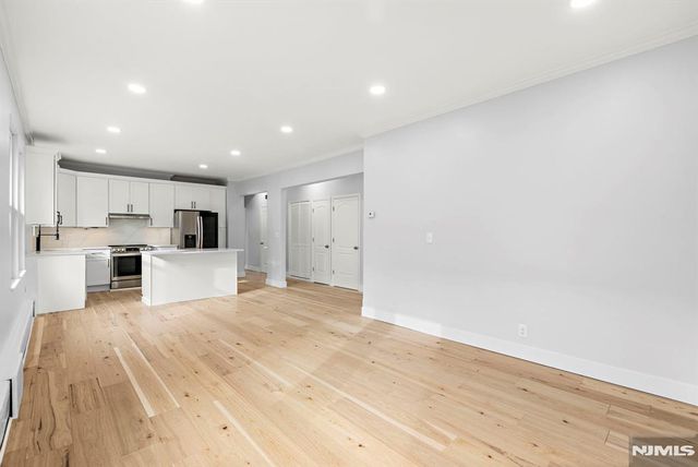 276 Broad Avenue 2, Leonia, NJ 07605