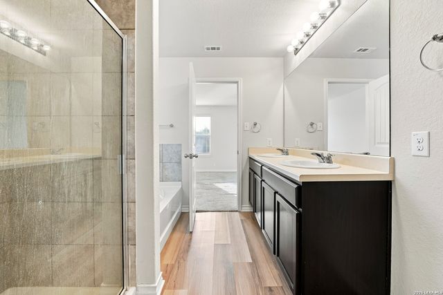 8919 TAYLOR GRV, San Antonio, TX 78254
