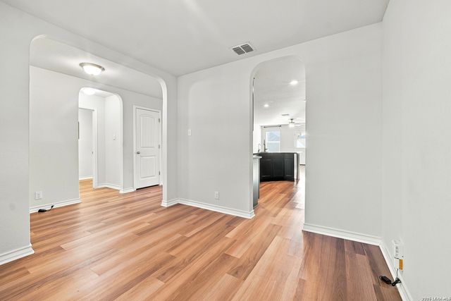 8919 TAYLOR GRV, San Antonio, TX 78254