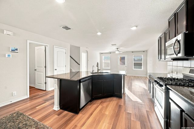 8919 TAYLOR GRV, San Antonio, TX 78254