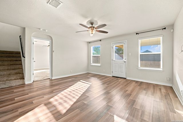 8919 TAYLOR GRV, San Antonio, TX 78254