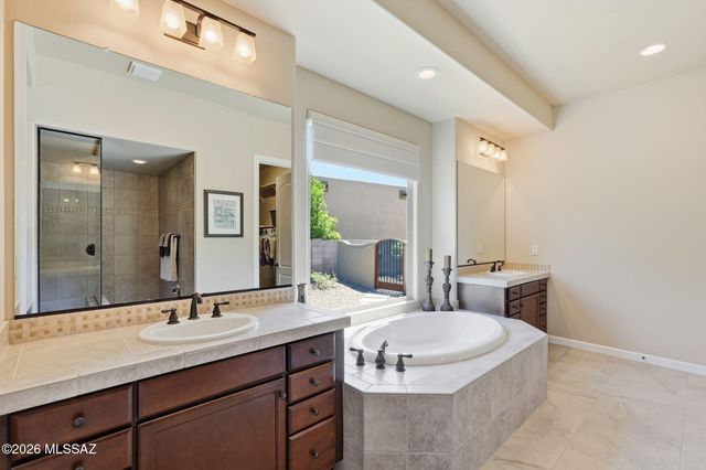 66162 E Box Elder Road, Tucson, AZ 85739
