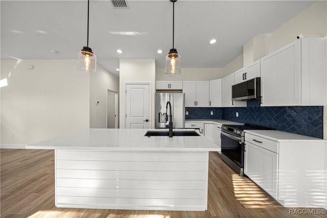 2930 E Bradley Street, Inverness, FL 34453