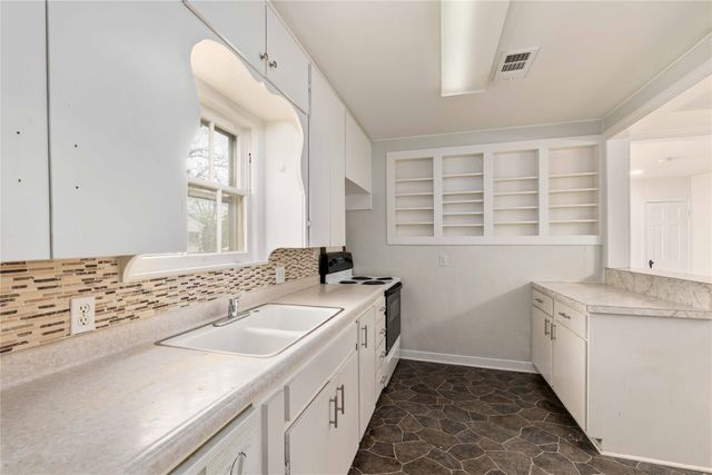 901 6th Street, Brownwood, TX 76801