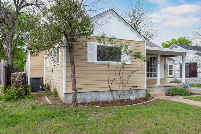 901 6th Street, Brownwood, TX 76801