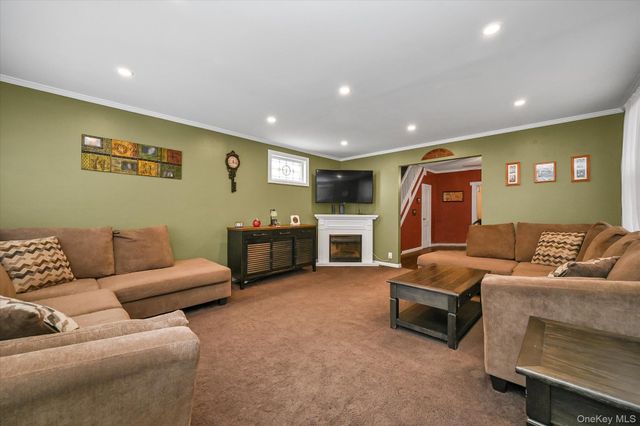 78-33 64th Street, Glendale, NY 11385