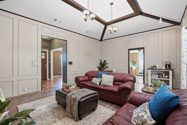 2247 Valley Mill, Carrollton, TX 75006