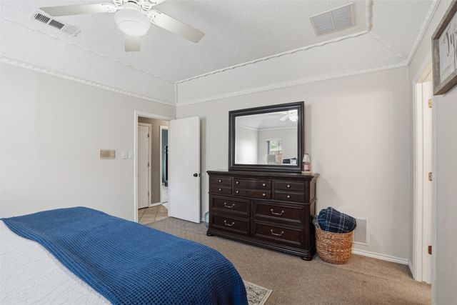 2247 Valley Mill, Carrollton, TX 75006