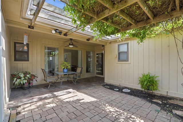 2247 Valley Mill, Carrollton, TX 75006