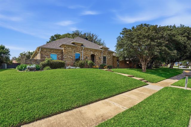 2247 Valley Mill, Carrollton, TX 75006