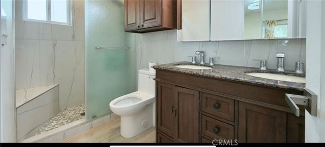5921 NW Fallbrook Avenue, Woodland Hills, CA 91367