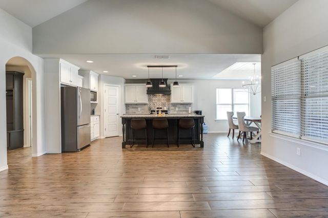 12204 Jordan Avenue, Lubbock, TX 79423