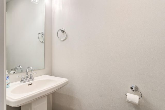 12204 Jordan Avenue, Lubbock, TX 79423