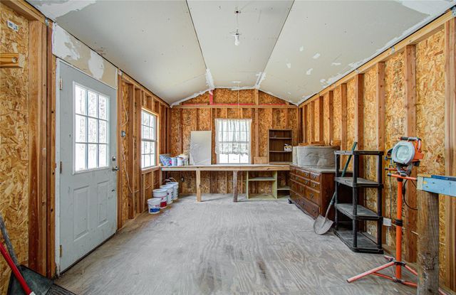 99 Fawn Drive, New Waverly, TX 77358