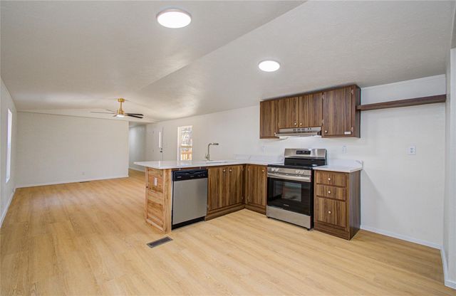 99 Fawn Drive, New Waverly, TX 77358