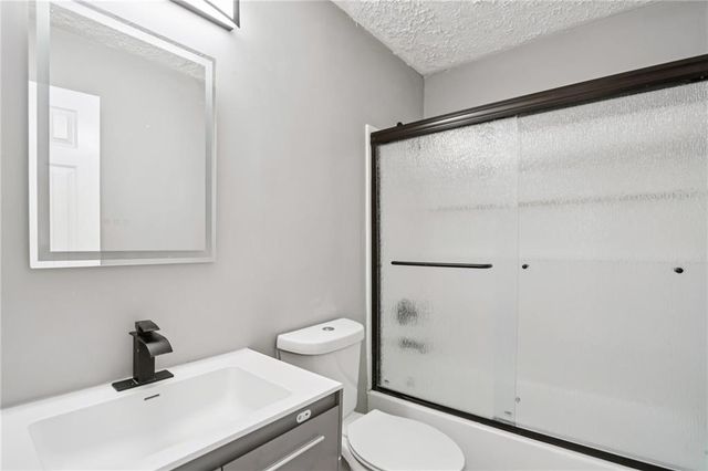 8882 Habersham Drive, Jonesboro, GA 30238