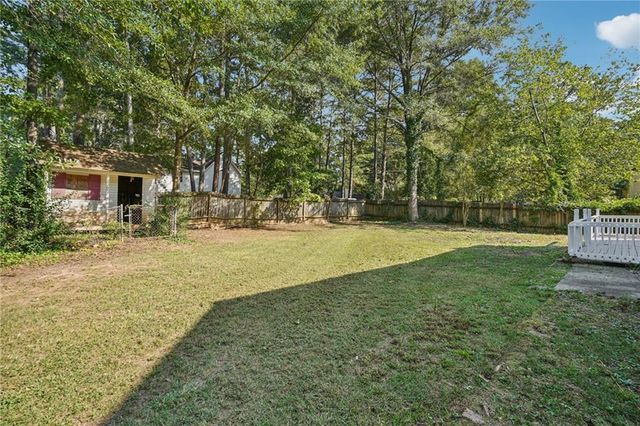 8882 Habersham Drive, Jonesboro, GA 30238