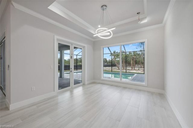 239 20th AVE NE, Naples, FL 34120