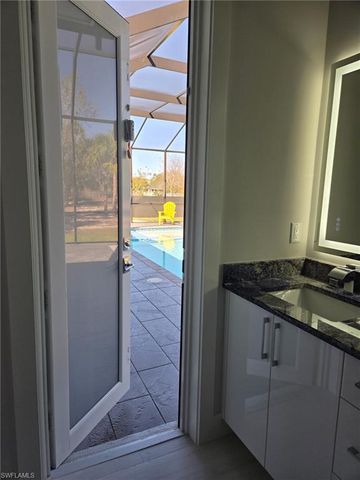 239 20th AVE NE, Naples, FL 34120