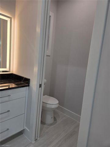 239 20th AVE NE, Naples, FL 34120