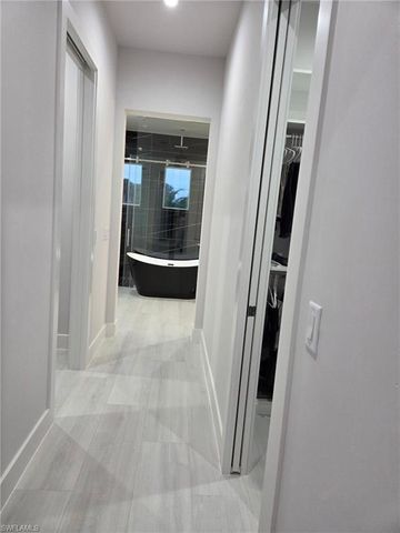 239 20th AVE NE, Naples, FL 34120