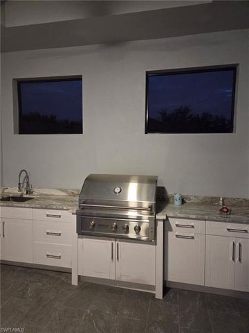 239 20th AVE NE, Naples, FL 34120