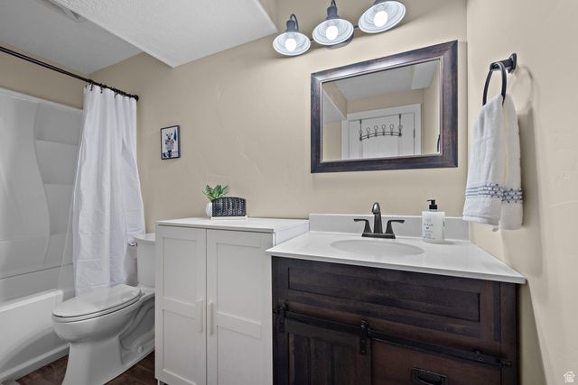 278 W LARIAT BLVD, Saratoga Springs, UT 84045