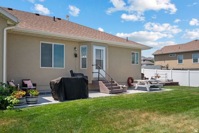 278 W LARIAT BLVD, Saratoga Springs, UT 84045