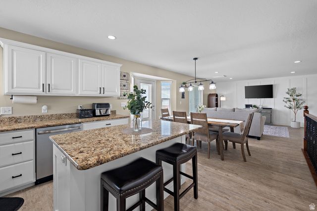 278 W LARIAT BLVD, Saratoga Springs, UT 84045