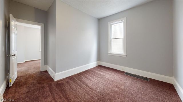 3332 Walton Avenue, Cleveland, OH 44113