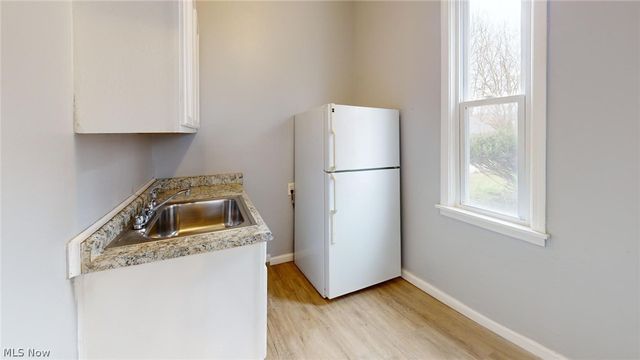 3332 Walton Avenue, Cleveland, OH 44113