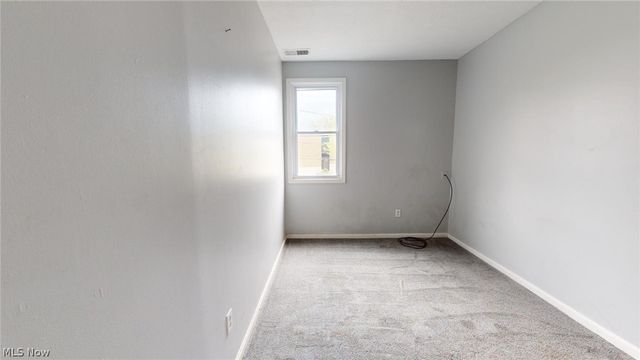 3332 Walton Avenue, Cleveland, OH 44113