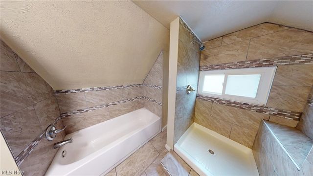 3332 Walton Avenue, Cleveland, OH 44113