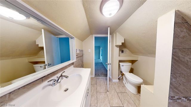 3332 Walton Avenue, Cleveland, OH 44113