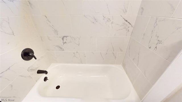 3332 Walton Avenue, Cleveland, OH 44113