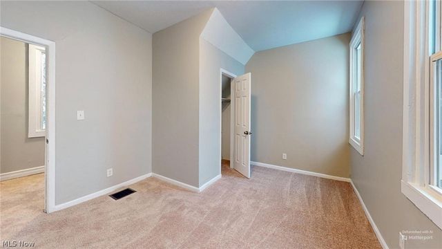 3332 Walton Avenue, Cleveland, OH 44113