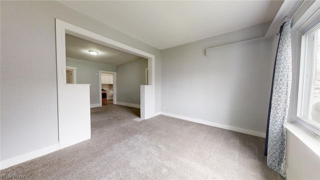 3332 Walton Avenue, Cleveland, OH 44113